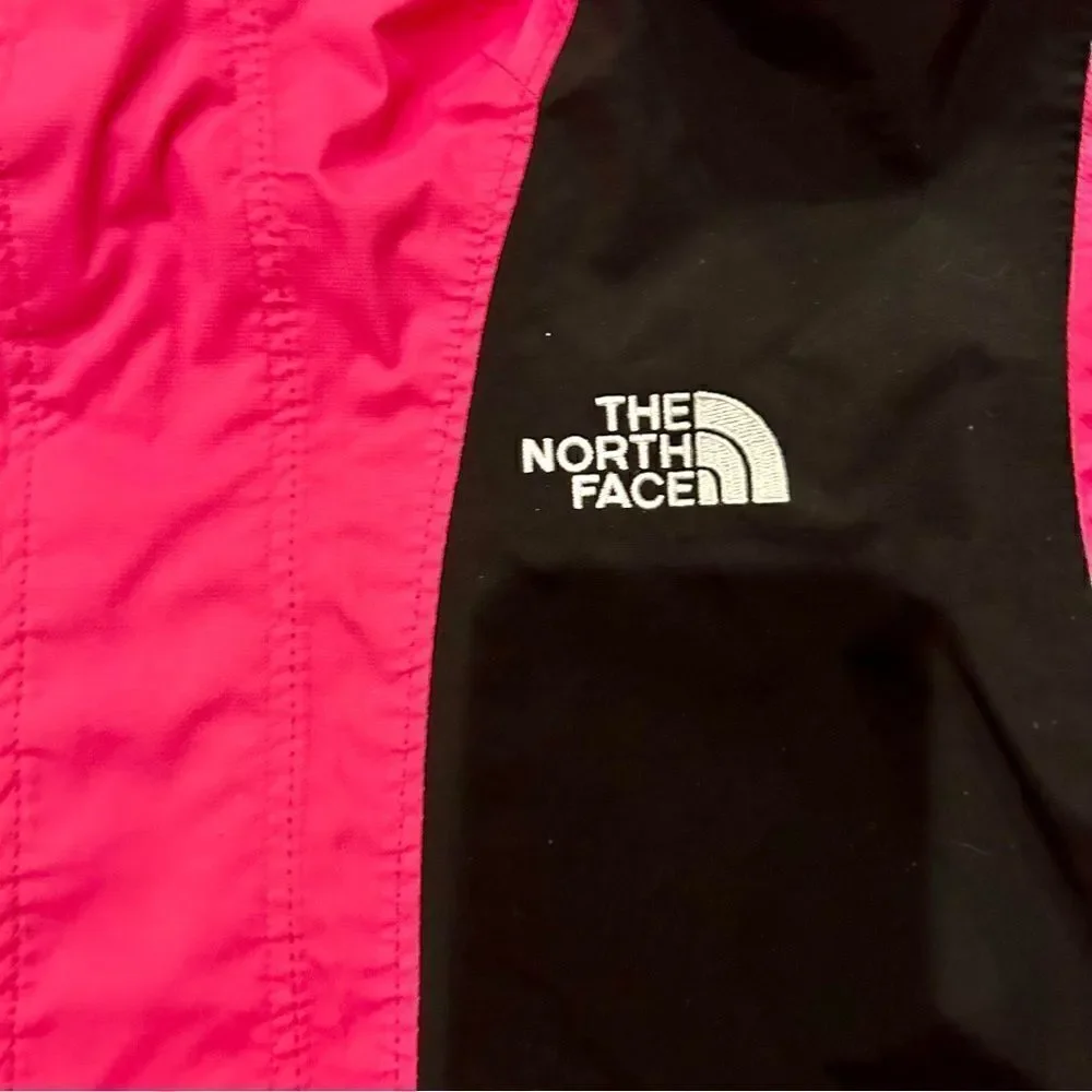 North Face girls Dryvent jacket dark pink medium 10/12 GUC